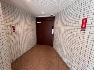 プラザ阿佐ヶ谷４０９号室　エレベータホール